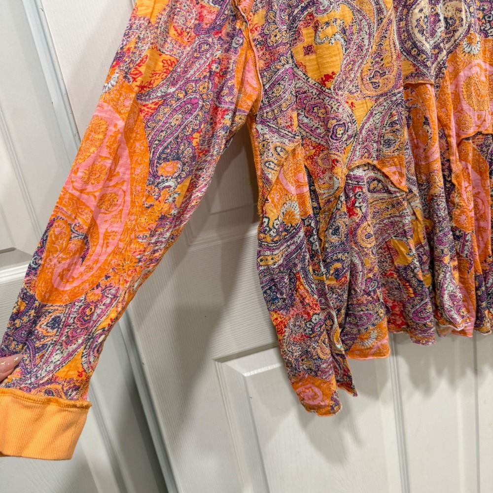 Free People Paisley Print Long Sleeve Peplum Top Orange Pink Multi Color Relaxed - Picture 2 of 6